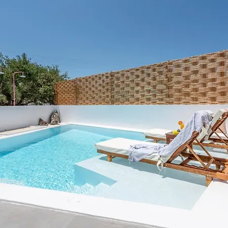 Terra Oliva Milos 4*