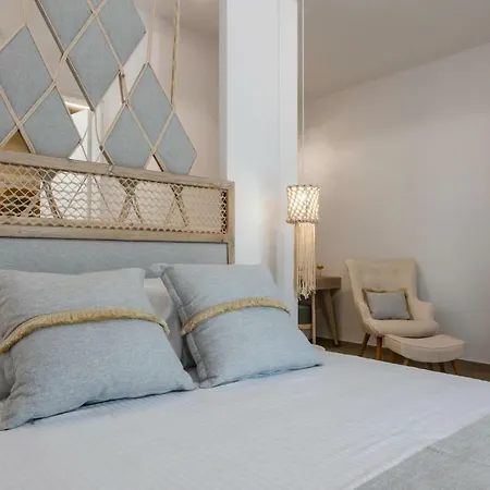 Terra Oliva Milos 4*