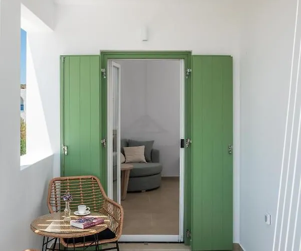 Terra Oliva Milos Apartmanhotel 4*