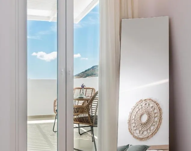 Apartmanhotel Terra Oliva Milos Pollónia