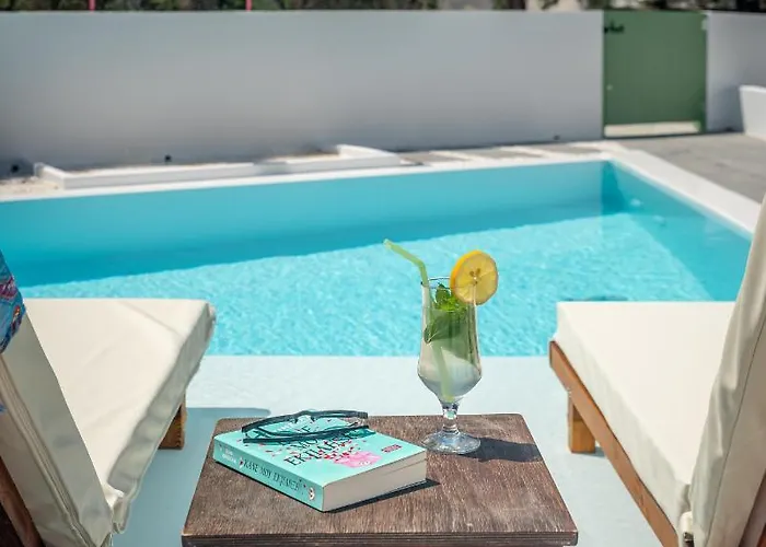 Terra Oliva Milos Apartmanhotel Pollónia