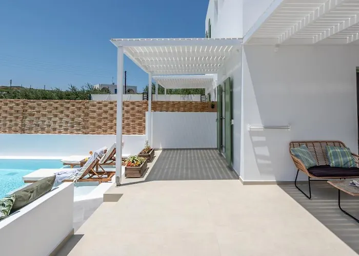 Terra Oliva Milos 4*