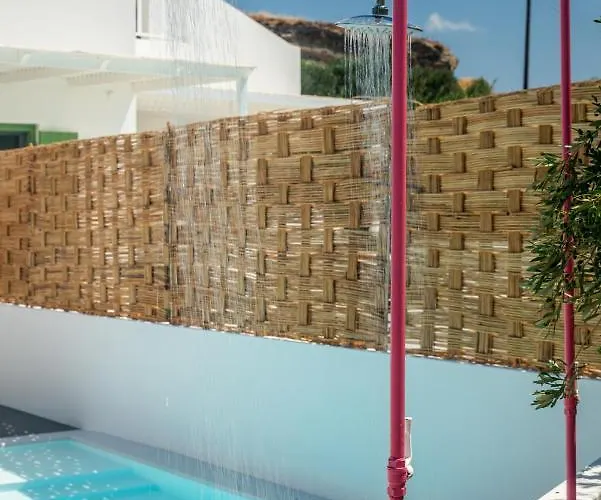 Terra Oliva Milos 4* Pollónia