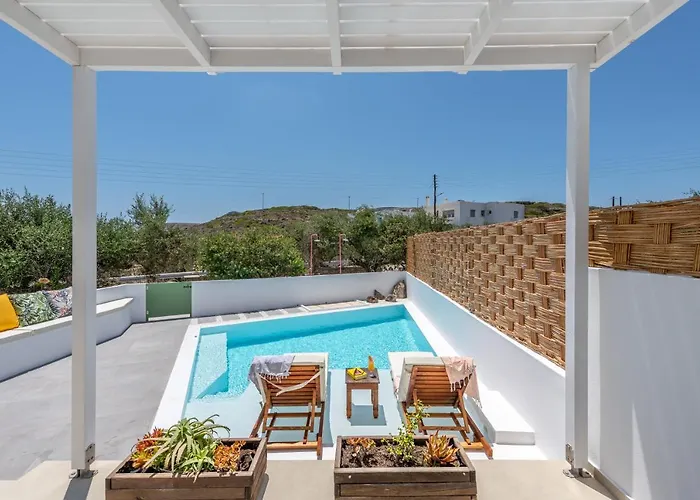 Apartmanhotel Terra Oliva Milos 4*