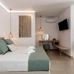 Terra Oliva Milos Πολλώνια