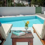 Terra Oliva Milos Ξενοδοχείο με διαμερίσματα Πολλώνια