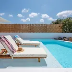 Terra Oliva Milos
