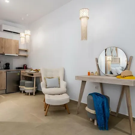 Terra Oliva Milos Aparthotel Pollonia