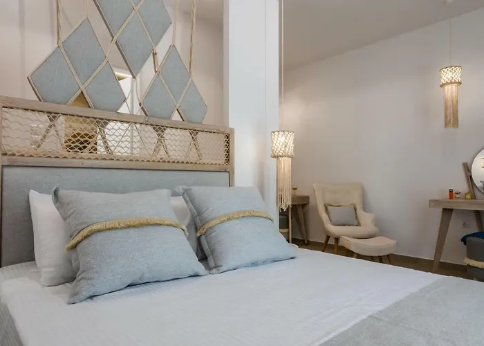 Terra Oliva Milos 4*